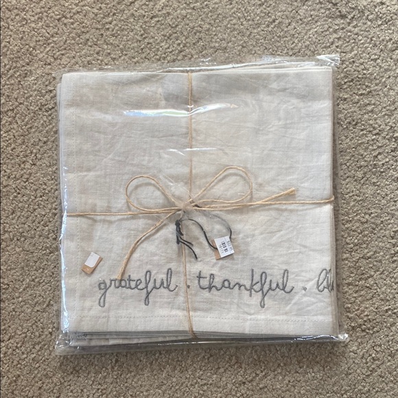 Creative Co-Op Cream and Gray Table Linens - Picture 1 of 5